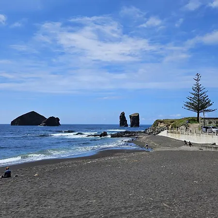 Grao De Areia - - 50m Da - Piscina Privada * Mosteiros (Azores)